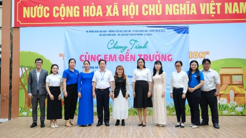 Chương trình: CÙNG EM ĐẾN TRƯỜNG tại trường Tiểu học Lam Sơn