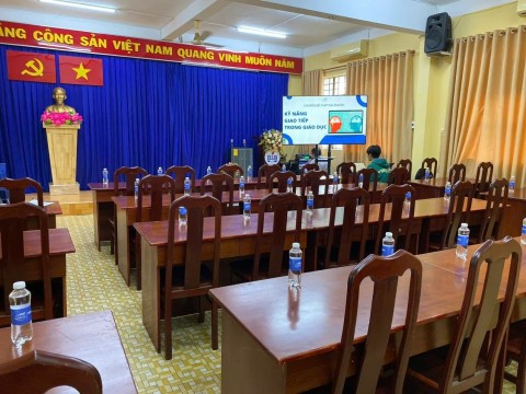 Chuyên đề: KỸ NĂNG GIAO TIẾP dành cho GVCN tại trường THPT Đa Phước