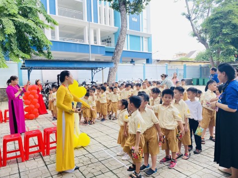 Ngày hội CHÀO ĐÓN HỌC SINH LỚP 1 Trường Tiểu học Hùng Vương