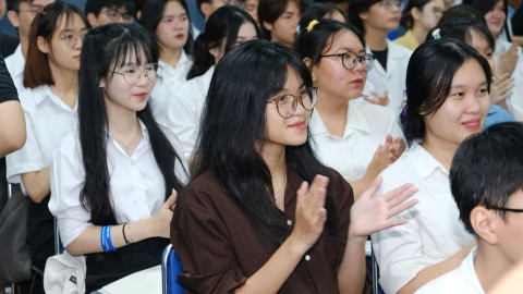 Tọa đàm HỌC YÊU THƯƠNG, VUN BỒI LÒNG NHÂN ÁI